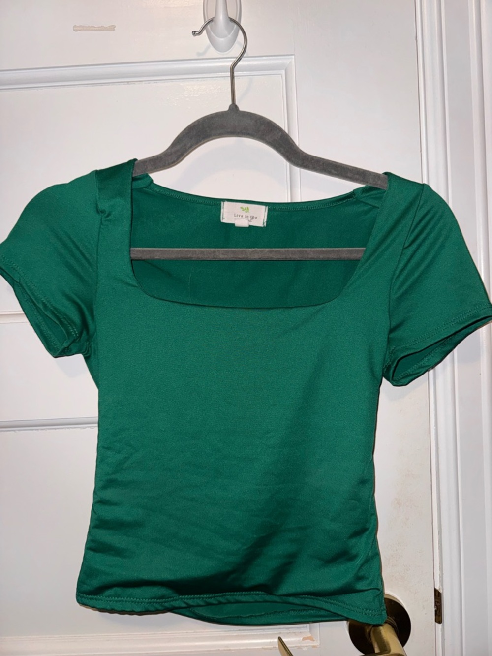Love Tree Emerald Square-Neck Short Sleeve Crop Top